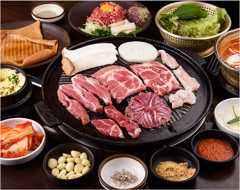 Korean table setting illustration (horizontal type) Illustration explaining Korean table settings (horizontal type)